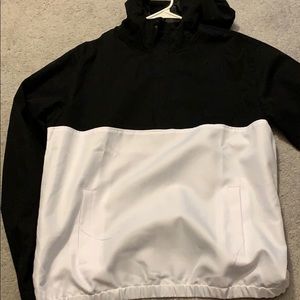 Hoodie 1/4 with side pockets